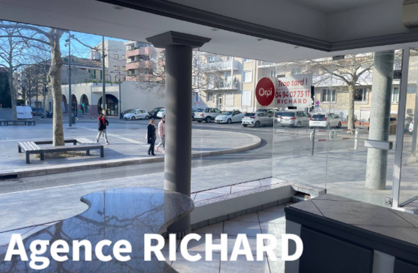 Local à louer de 45m2 SIX FOURS LES PLAGES  Emplacement de premier choix