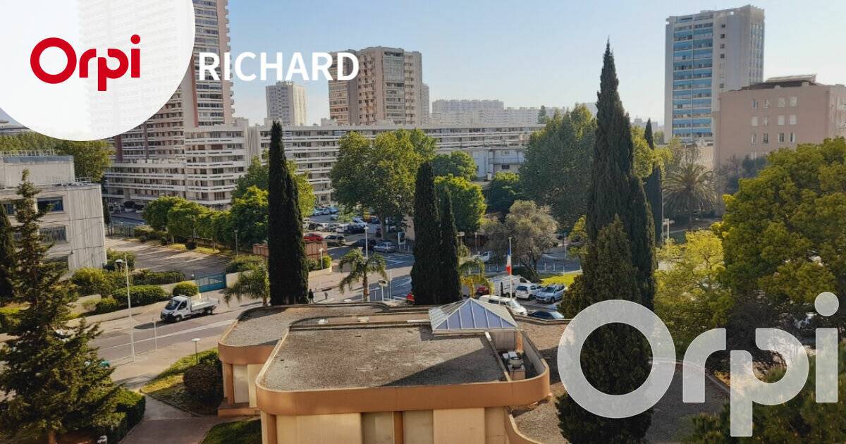 Appartement à louer 1 pièce 33 m2 à Toulon en centre ville avec balcon