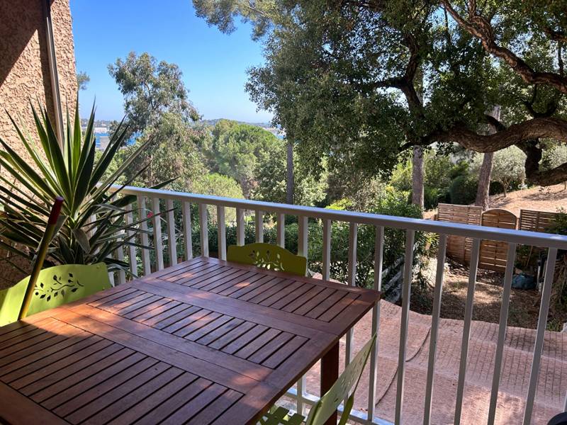 Appartement 3 pièces à louer de septembre à juin quartier Tamaris LA SEYNE SUR MER  