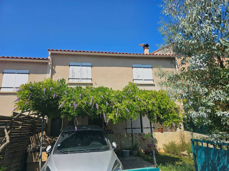 Location maison avec jardin, terrasse et garage à Six Fours Les Plages