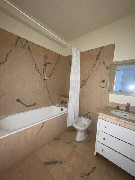 Appartement à louer 3 pièces de 105m2 BANDOL  