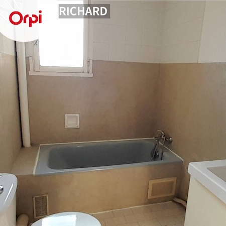 Appartement à louer 35m2 SIX FOURS LES PLAGES  