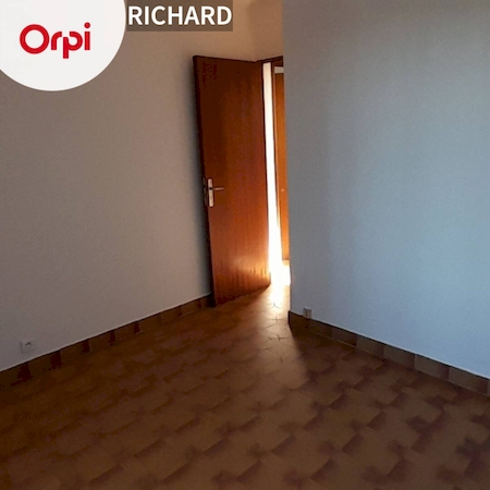 Appartement à louer 35m2 SIX FOURS LES PLAGES  