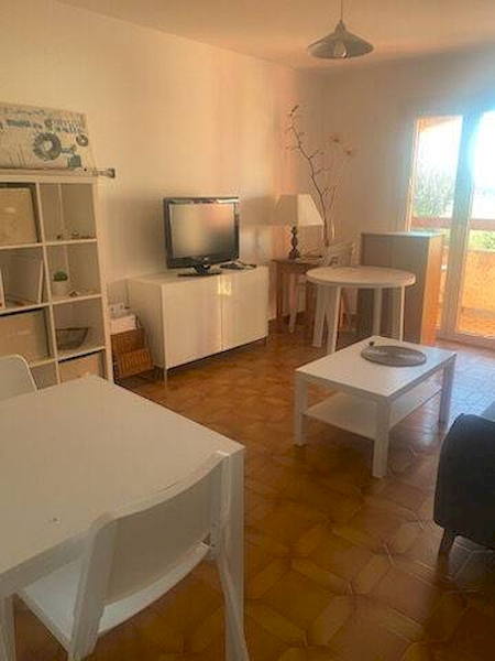 Appartement 1 pièce avec terrasse SIX FOURS LES PLAGES  