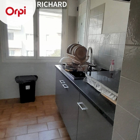 Appartement à louer 60m2 SIX FOURS LES PLAGES  
