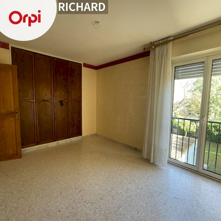 Appartement à louer 85m2 TOULON  