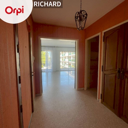 Appartement à louer 85m2 TOULON  