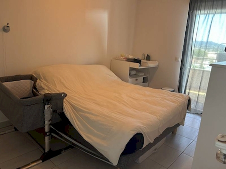 Appartement à louer deux pièces SIX FOURS LES PLAGES  