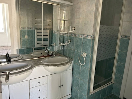 Appartement à louer 42m2 OLLIOULES  