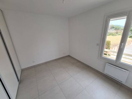 Location appartement T3 neuf 62m2 à 10 mn du centre à Sanary sur mer  