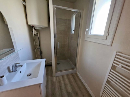 Appartement à louer 30m2 TOULON  