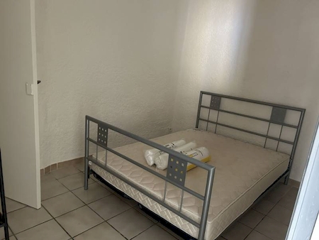 Location appartement T2 meublé à Ollioules  