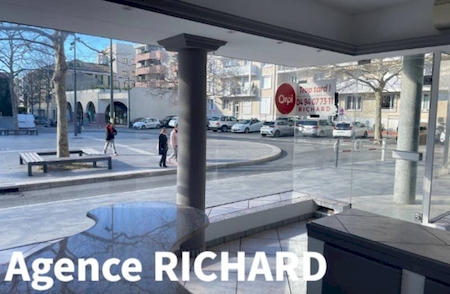Local à louer de 45m2 SIX FOURS LES PLAGES  Emplacement de premier choix