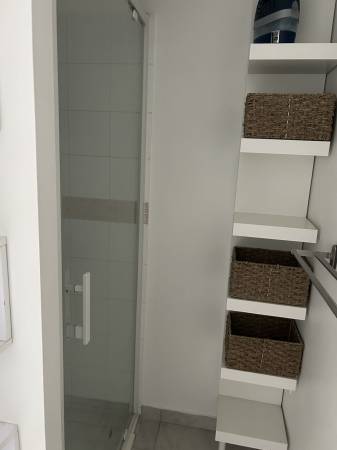 Location appartement T2 meublé avec balcon privatif et parking à La Seyne Sur Mer