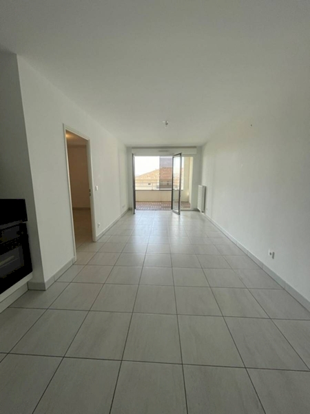 Appartement à louer 48m2 avec belle terrasse SIX FOURS LES PLAGES  