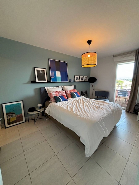 Appartement de 45 m2 avec une chambre à coucher SIX FOURS LES PLAGES  