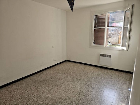 Appartement à louer 45m2 OLLIOULES  