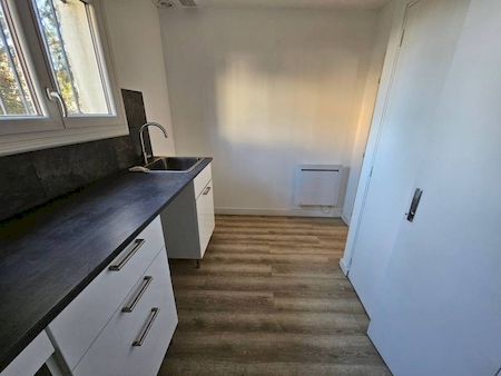 Appartement à louer 30m2 TOULON  
