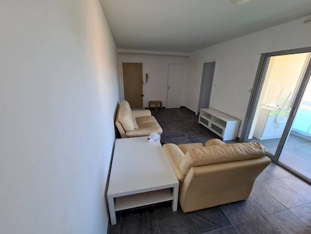 Appartement meublé à louer 60m2 avec parking et cave SIX FOURS LES PLAGES  