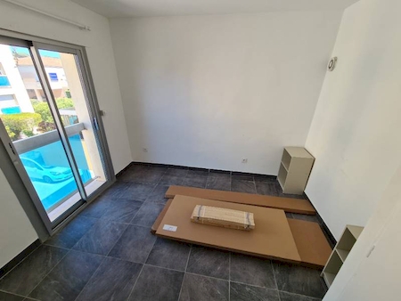 Appartement meublé à louer 60m2 avec parking et cave SIX FOURS LES PLAGES  