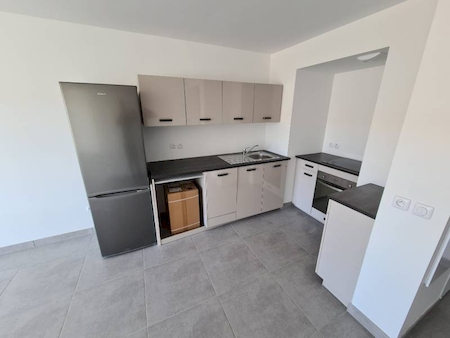 Appartement à louer 40m2 de deux pièces SIX FOURS LES PLAGES  