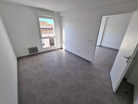 Appartement à louer 40m2 de deux pièces SIX FOURS LES PLAGES  