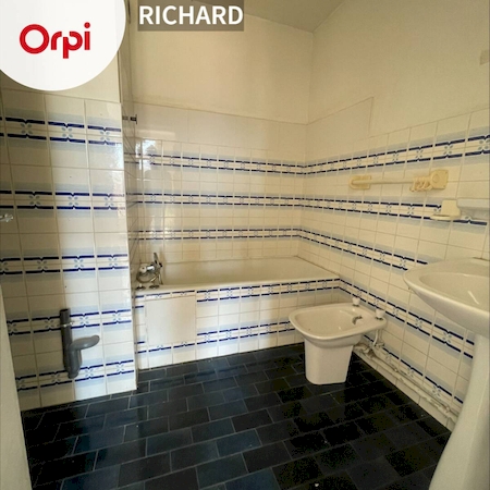 Appartement à louer 40m2 SIX FOURS LES PLAGES  