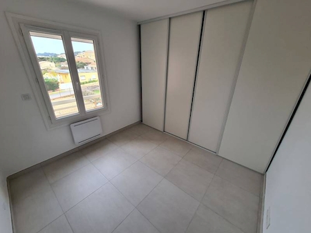 Location appartement T3 neuf 62m2 à 10 mn du centre à Sanary sur mer  