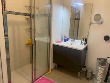 Appartement à louer 66m2 SIX FOURS LES PLAGES  